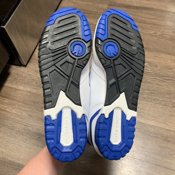 NWT New Balance 550 Sneakers - Picture 8 of 8